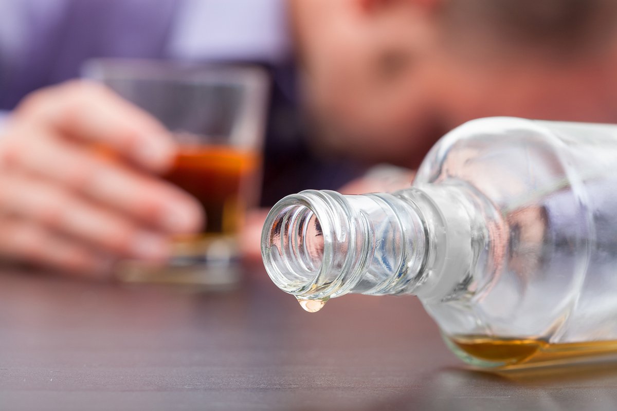 Лечение длительной алкогольной интоксикации